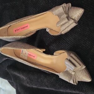 BETSEY JOHNSON BOW SEQUIN HEELS